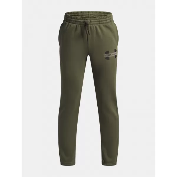  Chlapčenské tepláky UNDER ARMOUR UA RIVAL FLC CBLCK GRPHC JGR 6004995-390 ZELENÁ 