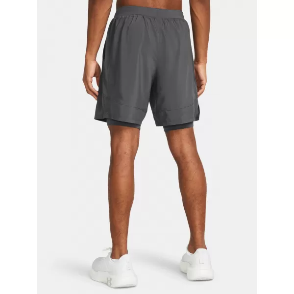  Pánske šortky UNDER ARMOUR UA LAUNCH 7'' 2-IN-1 SHORTS 1382641-025 SIVÁ 