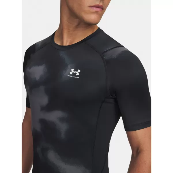  Pánske tričko UNDER ARMOUR UA HG ARMOUR PRINTED SS 1383321-003 ČIERNA 