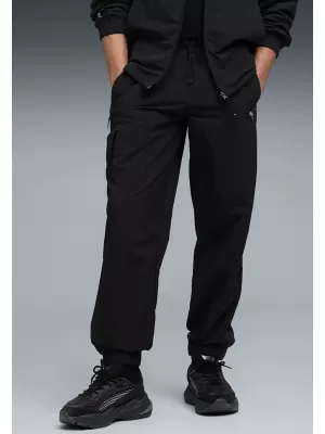 Nohavice PUMA TECH WOVEN CARGO PANTS CL 68804601 PUMA BLACK