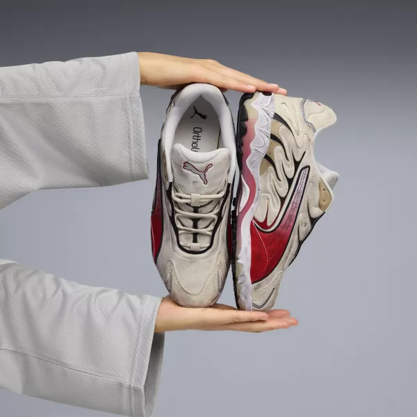  Pánske topánky PUMA INHALE DISTRESSED 40453202 ALPINE SNOW/NA CELÚ DOBU ČERVENÁ 