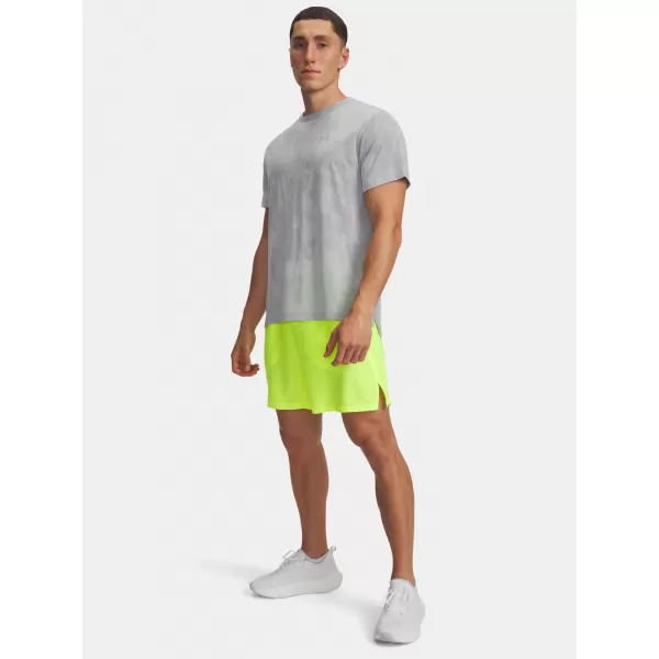  Pánske šortky UNDER ARMOUR UA LAUNCH 7 SHORTS JANTÁROVÁ 