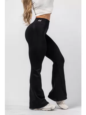 Tvarujúce bezšvové rozšírené legíny FLOW SEAMLESS 498 BLACK Nebbia