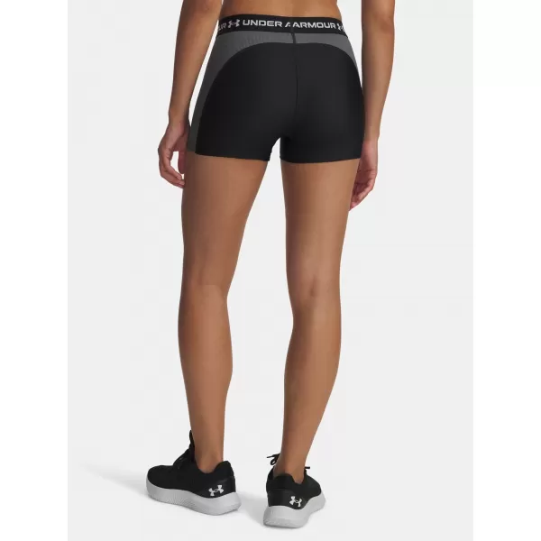  Dámske šortky UNDER ARMOUR UA HG RIB SHORTY 6004852-001 ČIERNA 