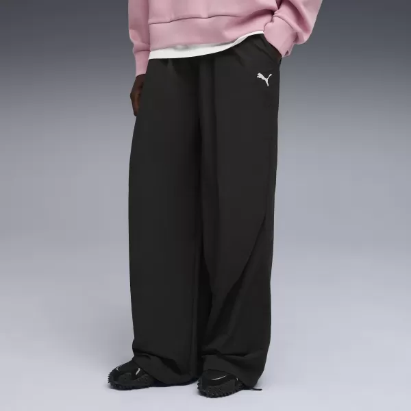  Pánske nohavice PUMA WARDROBE ESS OVERSIZED PARACHUTE PANTS WV OP 63206801 PUMA ČIERNA 