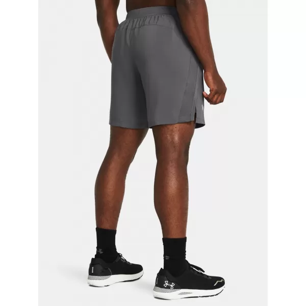  Pánske šortky UNDER ARMOUR UA LAUNCH 7'' SHORTS 1382620-025 SIVÁ 