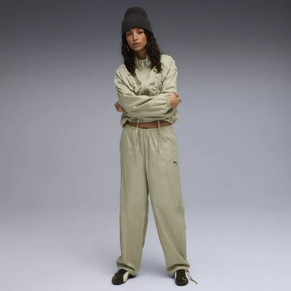  Dámska bunda PUMA DARE TO OVERSIZED WOVEN JACKET 63214882 LUX ARMÁDA 
