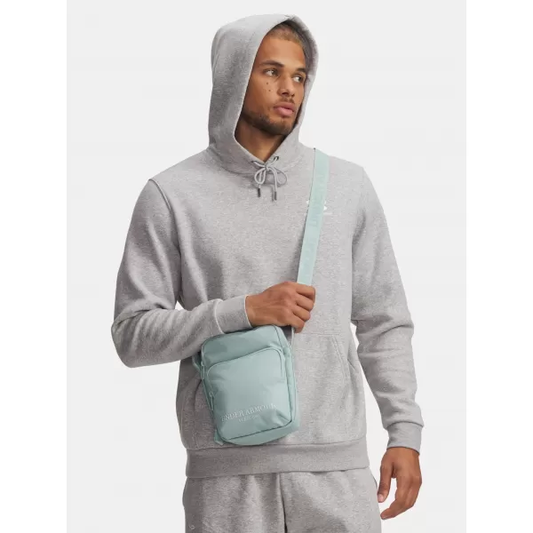  Taška UNDER ARMOUR ESSENTIAL LITE CROSSBODY 1381912-477 MODRÁ 