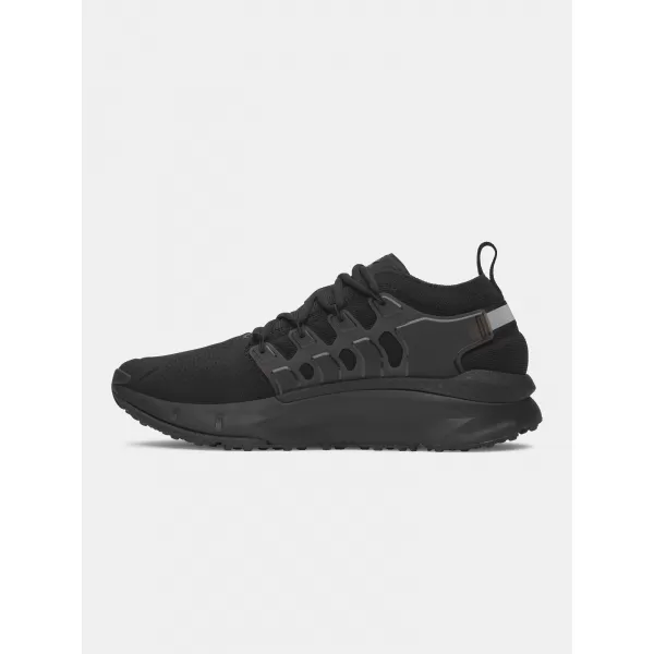  Pánske topánky UNDER ARMOUR 6007183-008 ČIERNA 