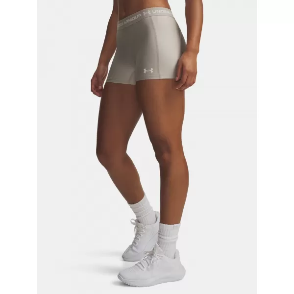  Dámske kraťasy UNDER ARMOUR HEATGEAR SHORTY 6010725-203 HNEDÁ 
