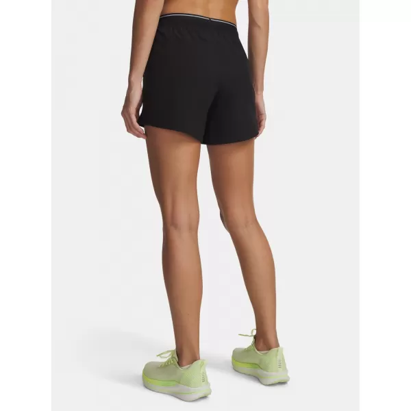  Dámske kraťasy UNDER ARMOUR UA VANISH WOVEN 5IN SHORTS 6009966-008 ČIERNA 