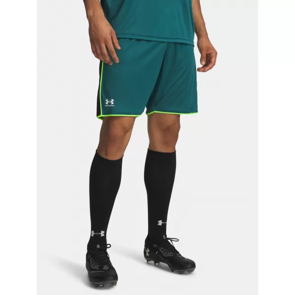  Pánske kraťasy UNDER ARMOUR 6009896-338 ZELENÁ 