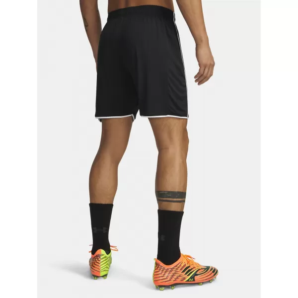  Pánske kraťasy UNDER ARMOUR M CHALLENGER TRAIN SHORT 6009896-001 ČIERNA 