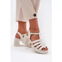 Béžová