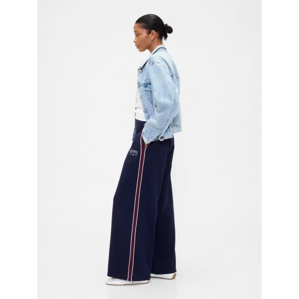  Dámske tepláky GAP LOGO SWEATPANTS 799271-01 NAVY UNIFORM 