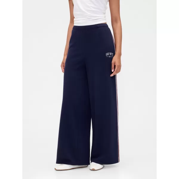  Dámske tepláky GAP LOGO SWEATPANTS 799271-01 NAVY UNIFORM 