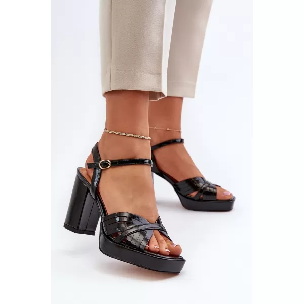  Dámske sandále D&A MR38-668 BLACK 