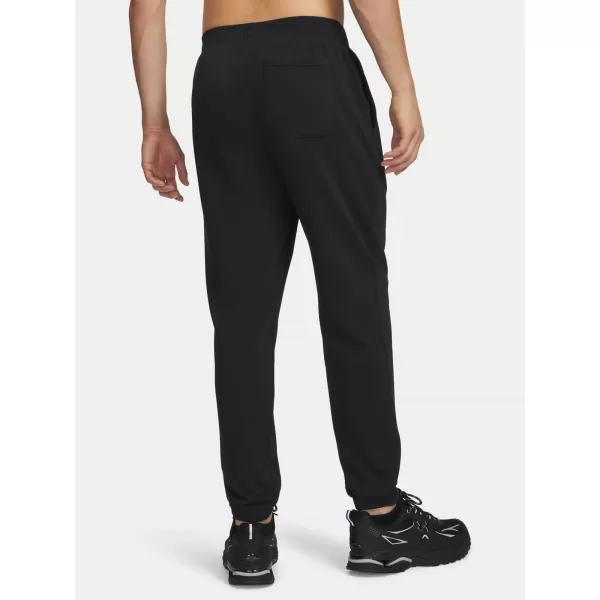  Pánske tepláky UNDER ARMOUR 6014688-001 ČIERNA 