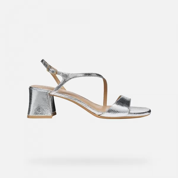 Dámske sandále GEOX NEW ERAKLIA 50 T01 G012949 STRIEBORNÁ 