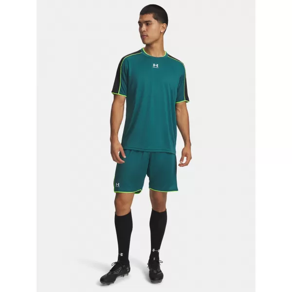  Pánske kraťasy UNDER ARMOUR 6009896-338 ZELENÁ 