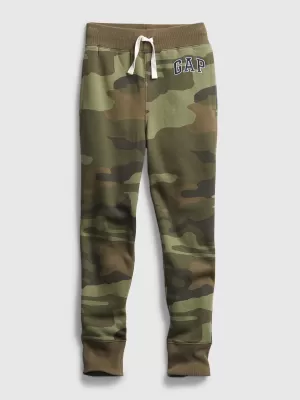 Detské tepláky GAP LOGO SWEATPANTS 550068-03 GREEN CAMO