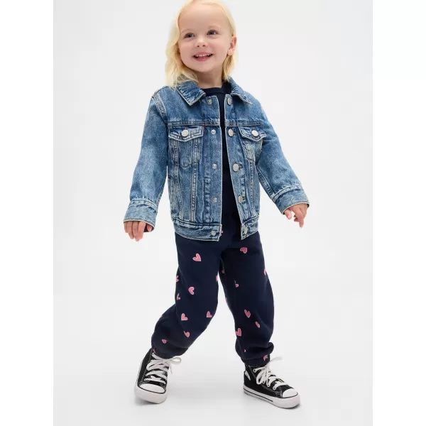  Detské tepláky GAP LOGO SWEATPANTS 839613-00 NAVY HEARTS 