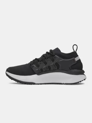 Dámske topánky UNDER ARMOUR UA W PHANTOM X 6007184-001 ČIERNA