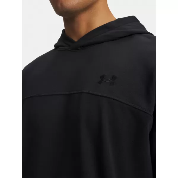  Pánska mikina UNDER ARMOUR RIVAL LW HOODIE 6012335-001 ČIERNA 
