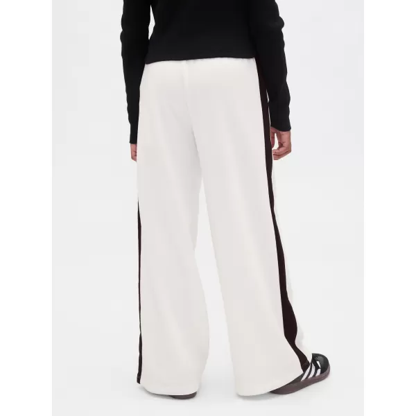  Detské tepláky GAP LOGO SWEATPANTS 817658-01 NEW OFF WHITE 