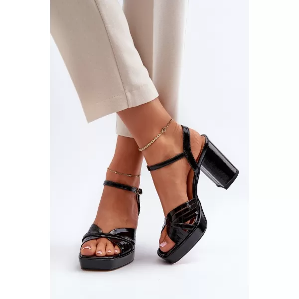  Dámske sandále D&A MR38-668 BLACK 