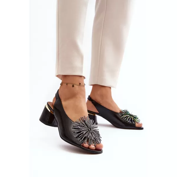  Dámske sandále LAURA MESSI 2595 BLACK 