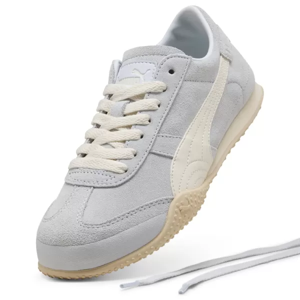  Dámske topánky PUMA BELLA UT CLASSIC 404620_08 STRIEBORNÁ HMLA/ALPSKÝ SNEH 