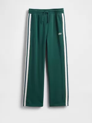 Detské tepláky GAP LOGO SWEATPANTS 801424-01 TROPIC GREEN