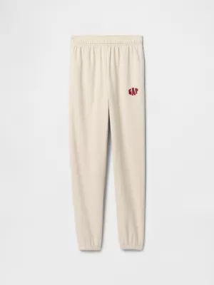 Detské tepláky GAP FASHION LOGO SWEATPANTS 745815-00 CHINO