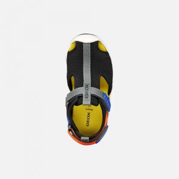  Chlapčenské sandále GEOX WADER J1530A00014C0038 ČIERNA 
