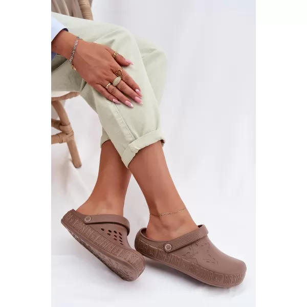  Dámske šľapky BIG STAR TT274A085 BROWN/BEIGE Big Star Shoes 