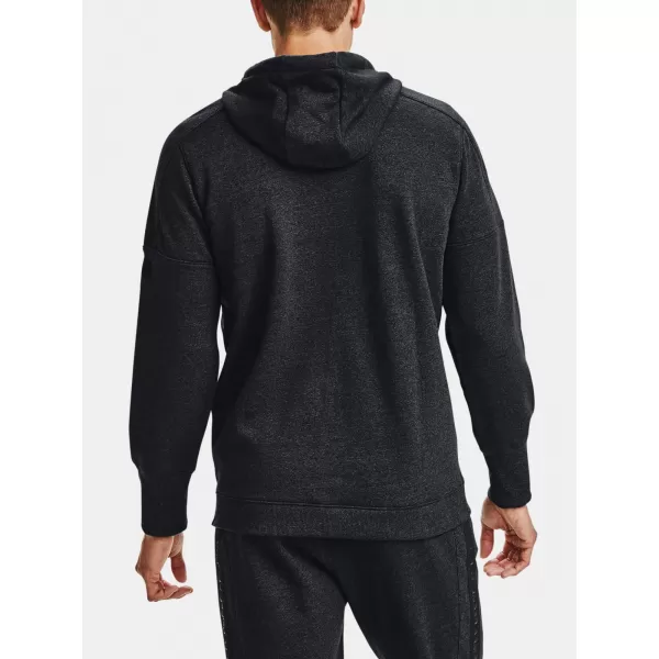  Pánska mikina UNDER ARMOUR ACCELERATE OFF-PITCH HOODIE 1356763-001 ČIERNA 