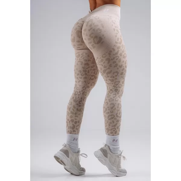  Kompresné push-up legíny s leopardím vzorom NEBBIA PRIMAL 849 CREAM LEOPARD 