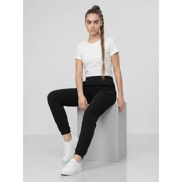  Dámske nohavice 4F WMM00TTROF1658 DEEP BLACK 
