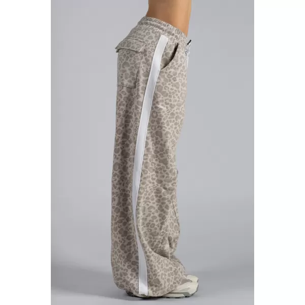  Baggy tepláky s leopardím vzorom NEBBIA PRIMAL 865 CREAM LEOPARD 
