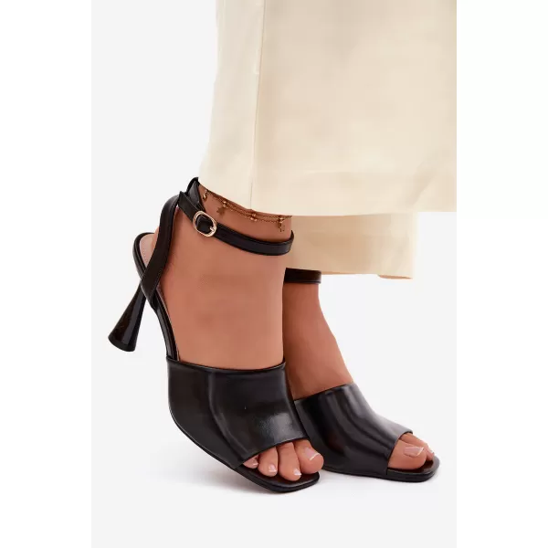  Dámske sandále VINCEZA 62297 BLACK 