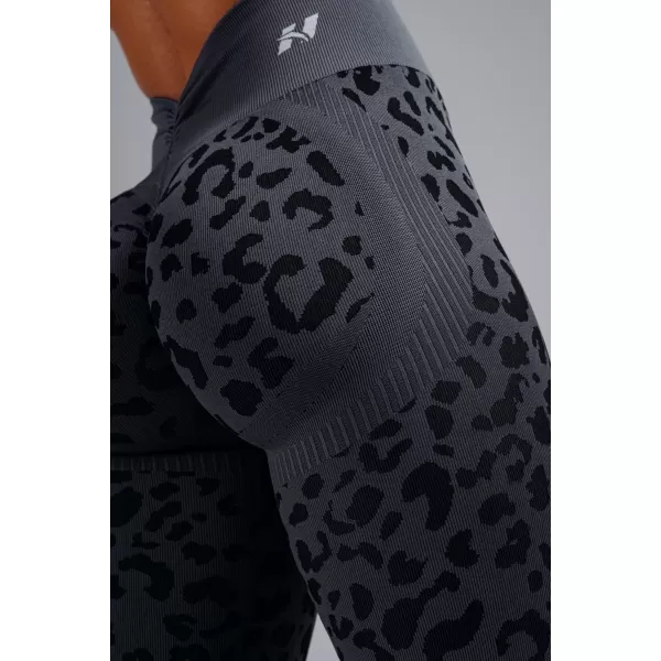 Kompresné push-up legíny s leopardím vzorom NEBBIA PRIMAL 849 BLACK LEOPARD 