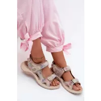 Béžová