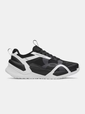 Dámske topánky UNDER ARMOUR W REIGN XT 6005927-002 ČIERNA