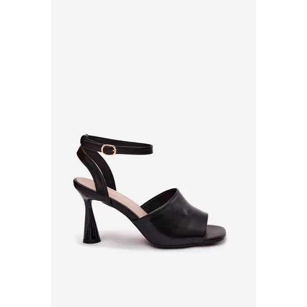  Dámske sandále VINCEZA 62297 BLACK 