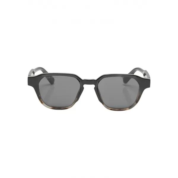  Slnečné okuliare URBAN CLASSICS TB8304-03846 BLACK LEO 