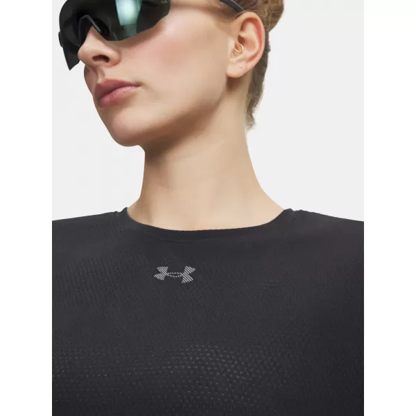  Dámske tričko UNDER ARMOUR VELOCITI SHORTSLEEVE 6009540-001 ČIERNA 
