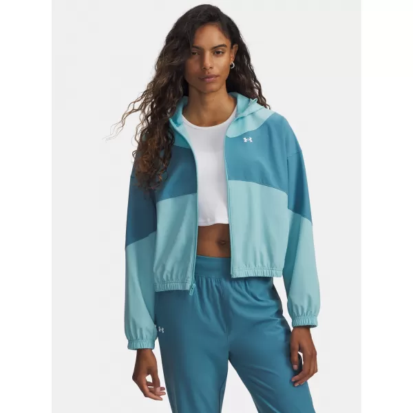  Dámska bunda UNDER ARMOUR RIVAL WOVEN JKT HD 6004849-425 MODRÁ 