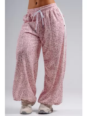 Baggy tepláky s leopardím vzorom NEBBIA PRIMAL 865 PINK LEOPARD