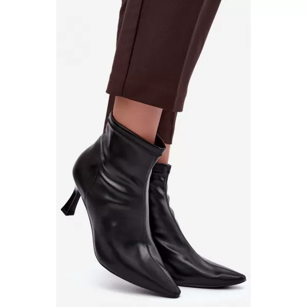  Dámske členkové topánky BOTO 7107 ČIERNA LESK 